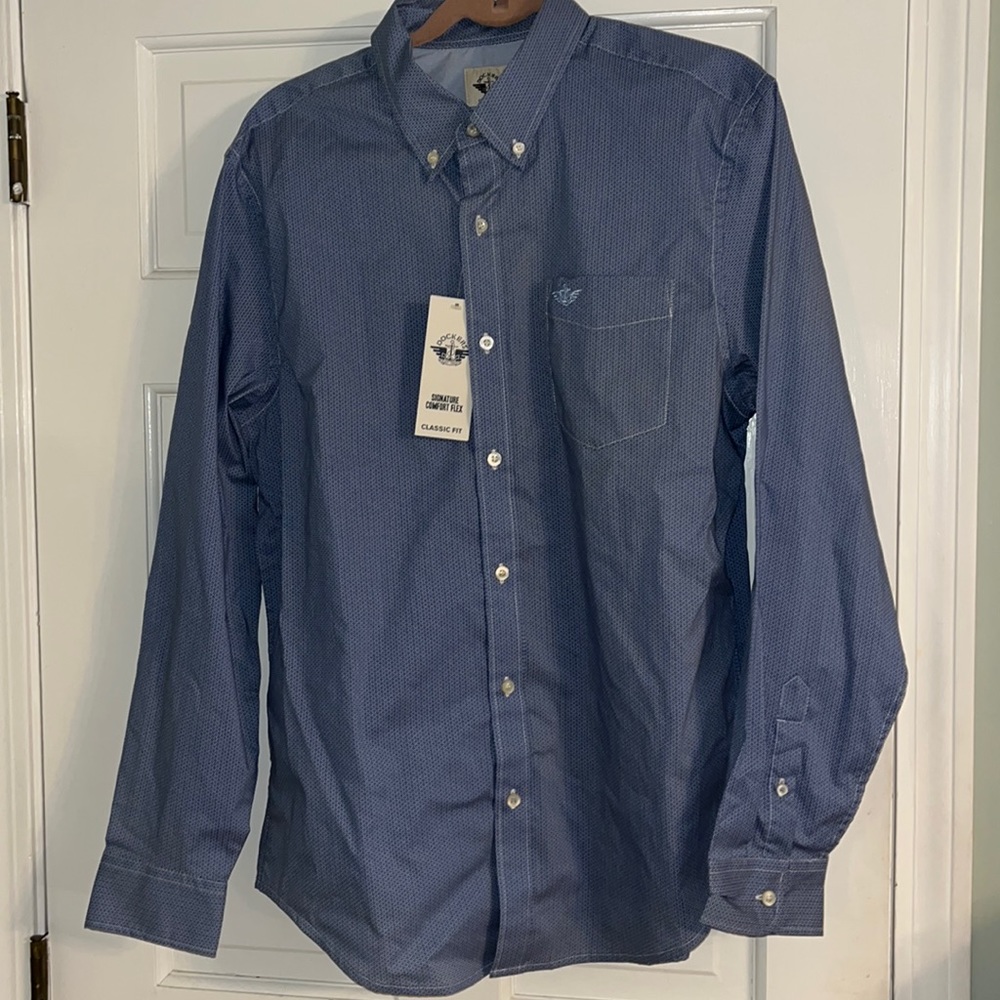 Dockers Signature Comfort Flex Classic Fit Men’s blue dress shirt. Size Large